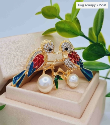 Брошь металл "ПТИЦЫ" с Блестящими камнями и Жемчужинами, 5,5см, с Синими хвостами, Золотая 235518 фото 2