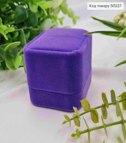 Коробка велюр, квадратная с тиснением, 6*5*4,5см, темно-сиреневого цвета. 513227 фото 3