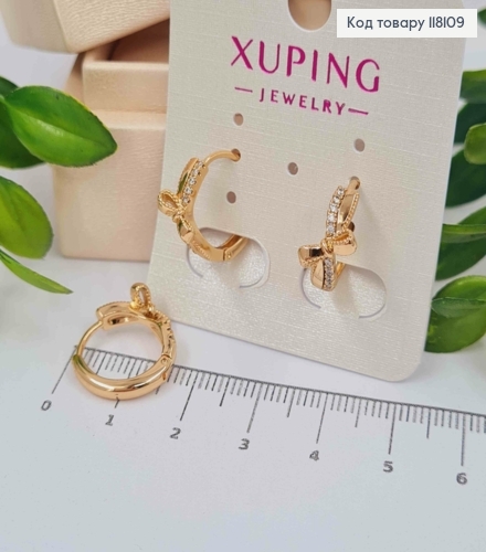 Серьги кольца "Изысканный Бантик" украшен камнями и тиснением, диаметр 1,5см, Xuping 18К. 118109 фото 2