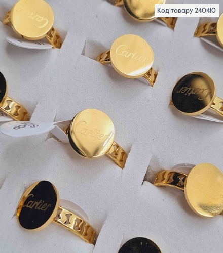 Перстень золотого кольору, кругла пластинка "Cartier", сталь Stainless Steel 240410 фото 2