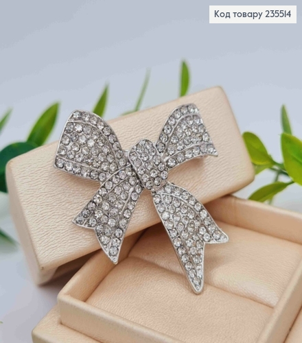 Брошь металл "БАНТИК" украшена Блестящими камешками, 4*4,5см, Серебряного цвета 235514 фото 2